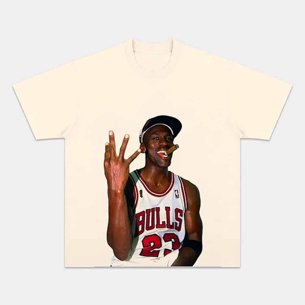 Michael Jordan Vintage Tee & Hoodie - view 4