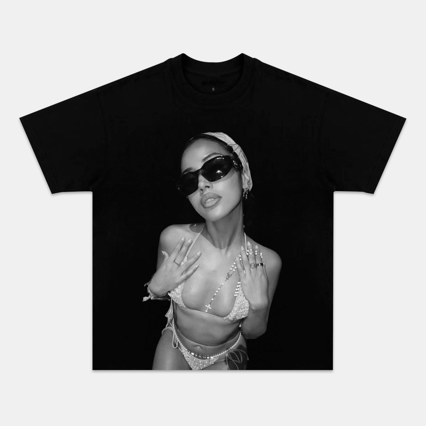 Cindy Kimberly Aesthetic Vintage Portrait Graphic Tee — product image 1