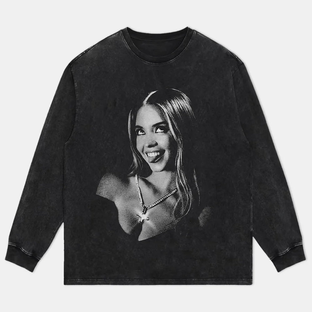 Sydney Sweeney Black & White Glam Tee - view 5
