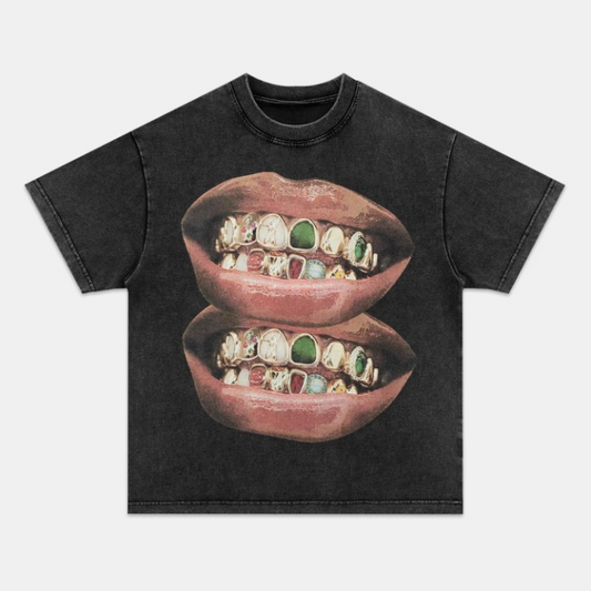 GOLD & JADE UNIQUE GRILLS LIP PRINT TEE