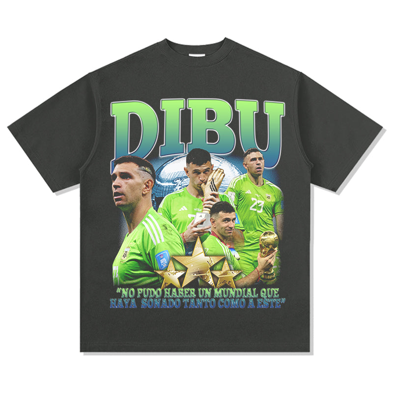 Dibu "No Pudo Haber Un MunDial Que Haya Sonado Tanto Como A Este" Emiliano Martínez Tee - view 2