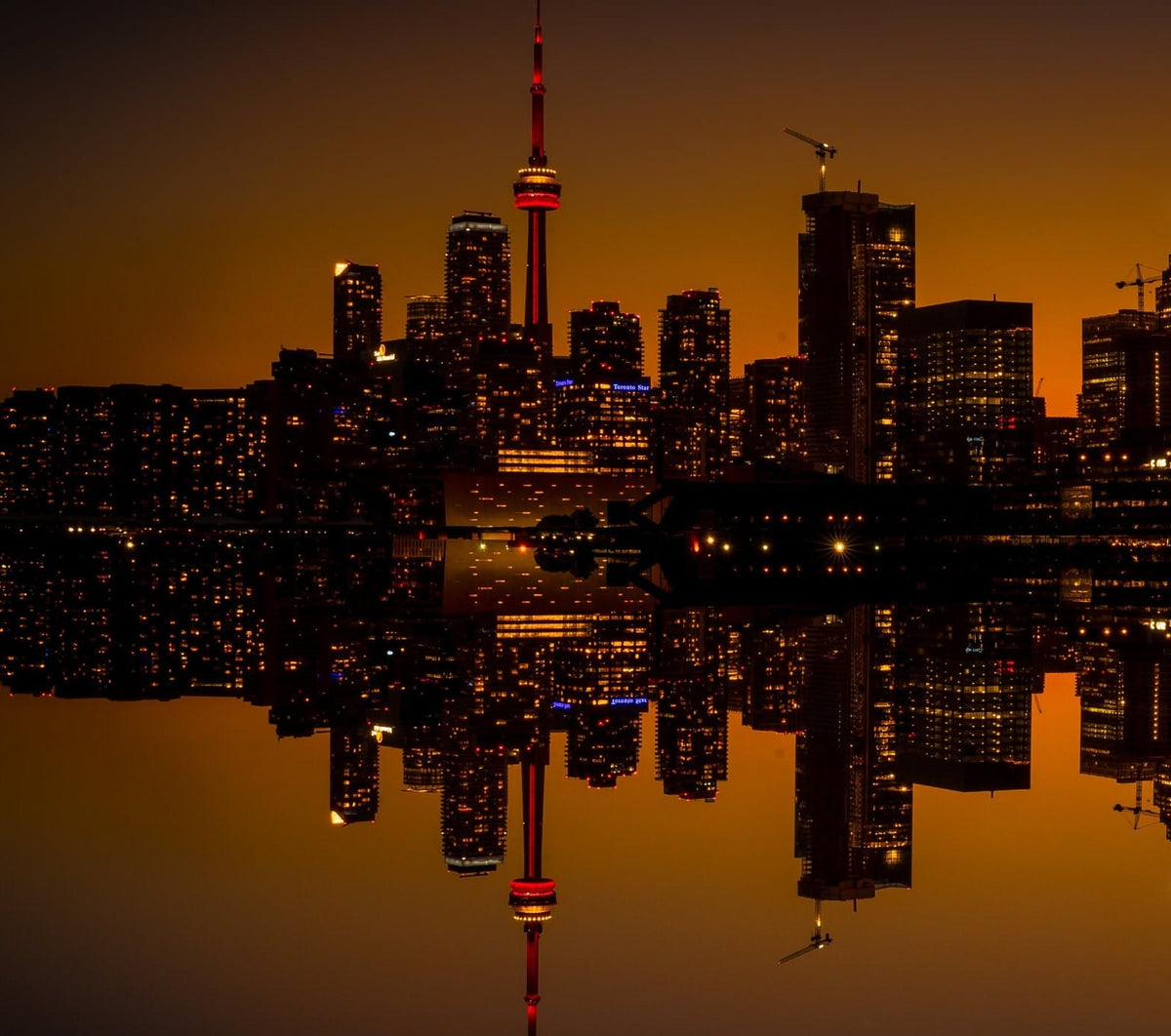 CN Tower Toronto landscape