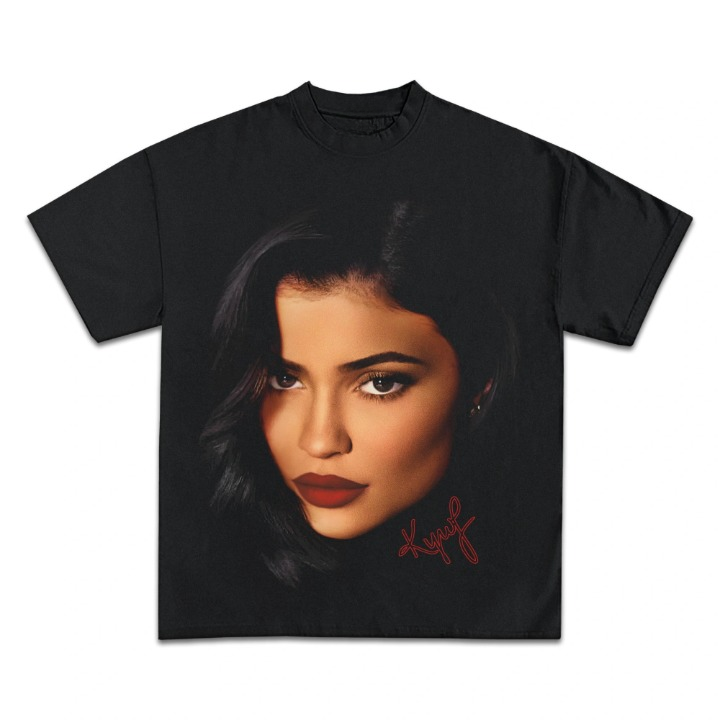 Kylie Jenner Graphic TEE