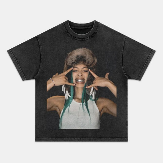 MOLLY SANTANA TEE